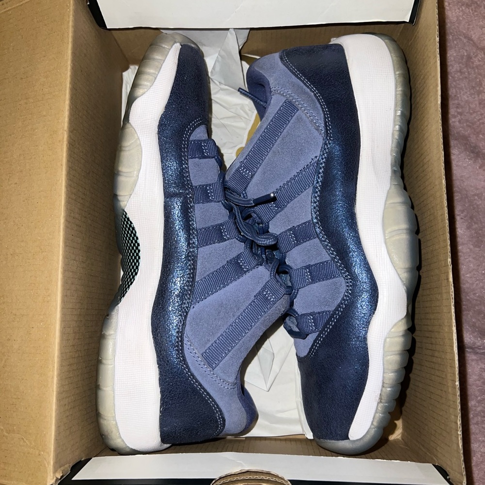 Air Jordan 11 Retro low Blue Moon (gs)